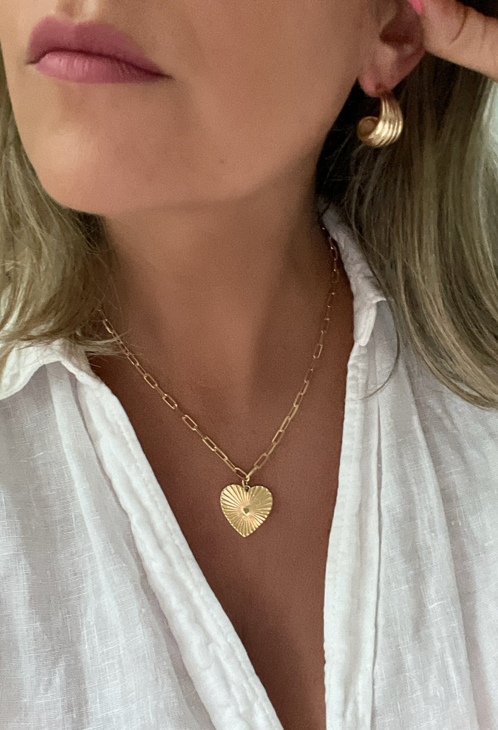 Vintage Heart Pendant Paperclip Necklace – 18k Gold-Filled