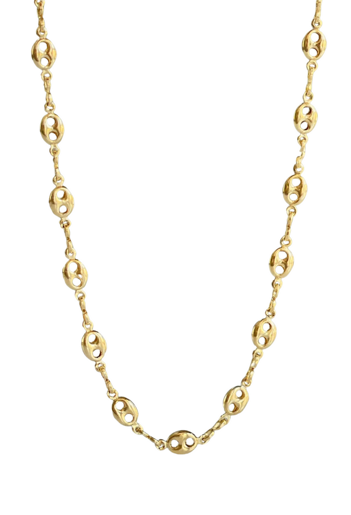 A sleeker take on our bestselling Puffed Mariner—this 4.5mm chain is the perfect everyday statement. Lightweight yet bold, it brings just the right edge to your stack without overpowering. Layer it or wear it solo for a polished, modern look.
D E T A I L S
Materials: 18k Gold Filled 
Measurements: 4.5mm Thick
Length: 16", 18", 20" 