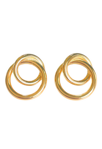 Discover modern elegance with Dylan Rae Jewelry's Interlocking Circle Link Earrings. Crafted from lightweight 18k gold-filled material, these versatile earrings seamlessly transition from day to night, adding sophistication to any outfit.