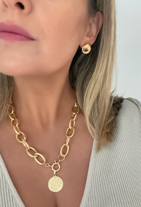 Gold Chunky Rolo Chain Necklace with Zodiac Coin