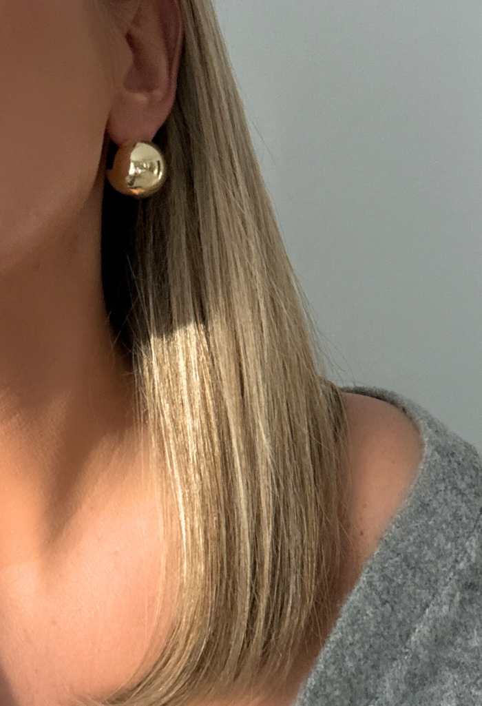 Babe Gold Ball Studs