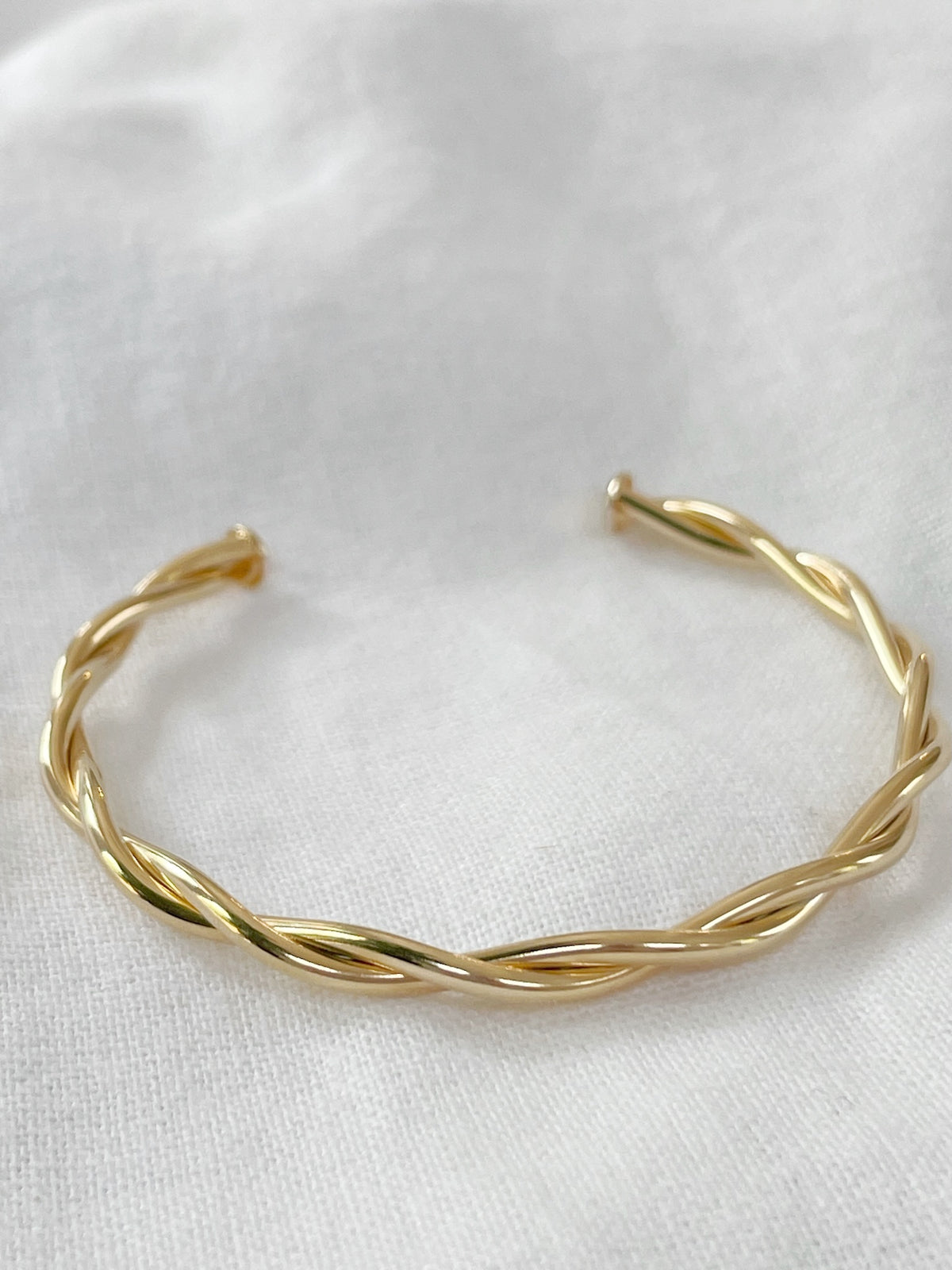 Tippy Twist Bangle