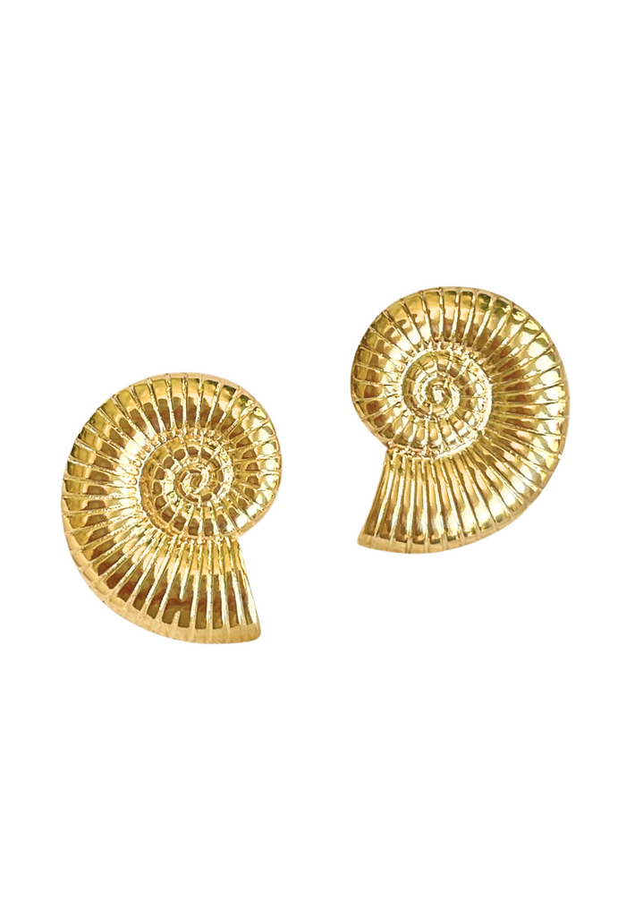 18k gold-filled shell earrings from Dylan Rae Jewelry, perfect for summer style and vacation vibes. 