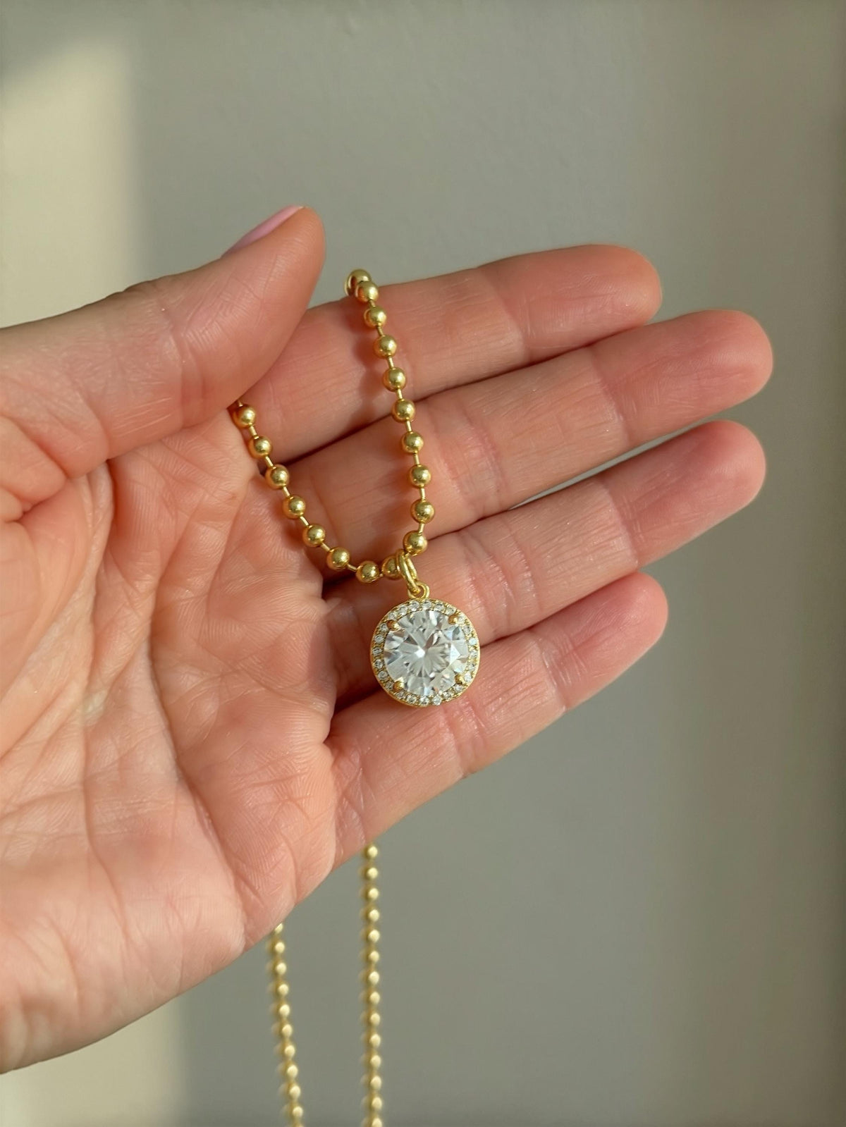 Layering Jewelry Collection Dainty Gold Necklace Delicate Chain Design Cubic Zirconia Pendant Halo Style 18k Gold Filled Necklace Minimalist Accessory Everyday Wear Perfect Gift Her Birthday Wedding Bridesmaid Present Elegant Sparkle